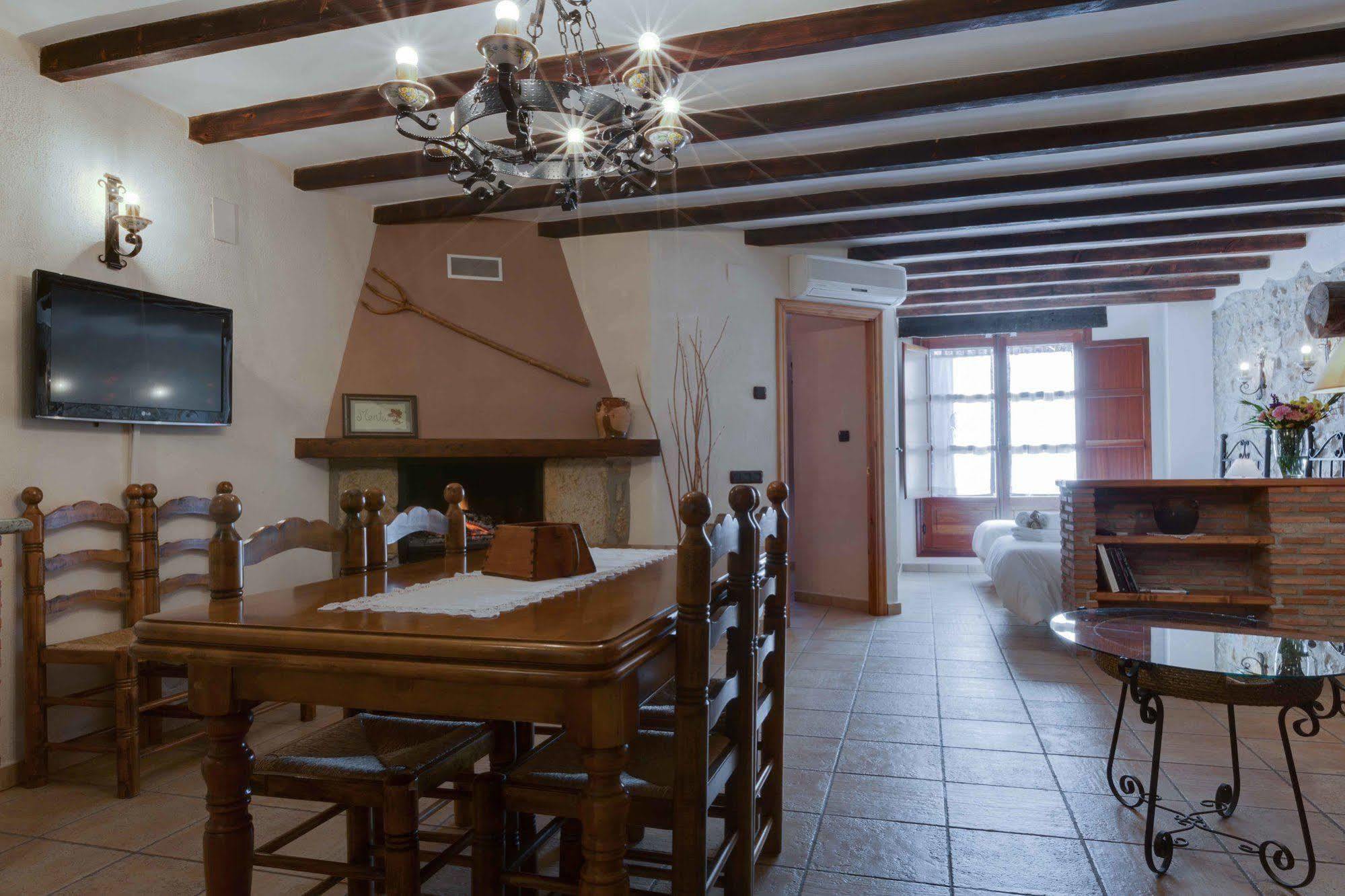 Complejo Rural Turimaestrat Guest House Сан Матеу Екстериор снимка